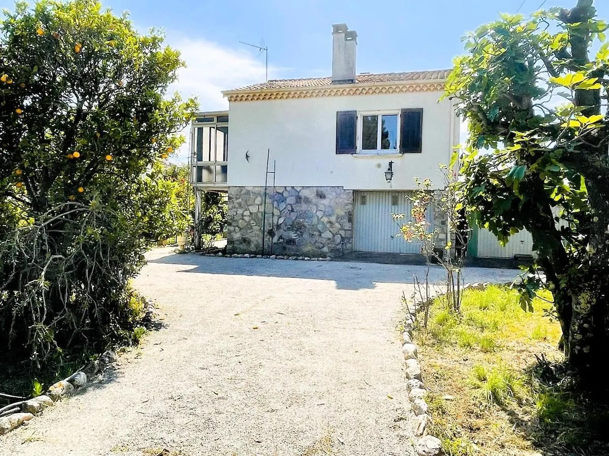 Villa Maison Independante 52 M2, Clim, Wifi Et Jardin La Londe-les-Maures Fransa