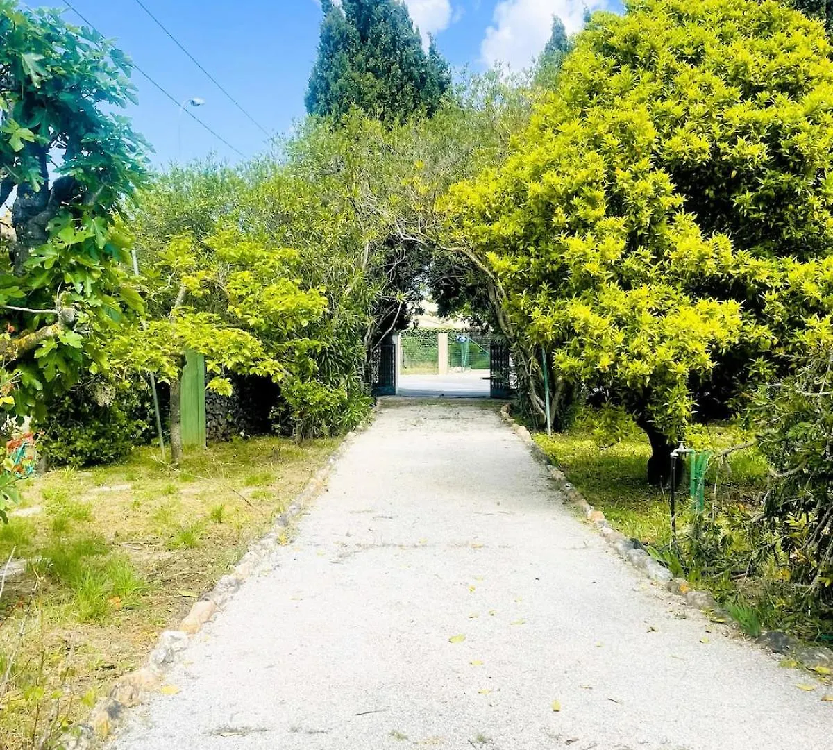 Villa Maison Independante 52 M2, Clim, Wifi Et Jardin La Londe-les-Maures Fransa
