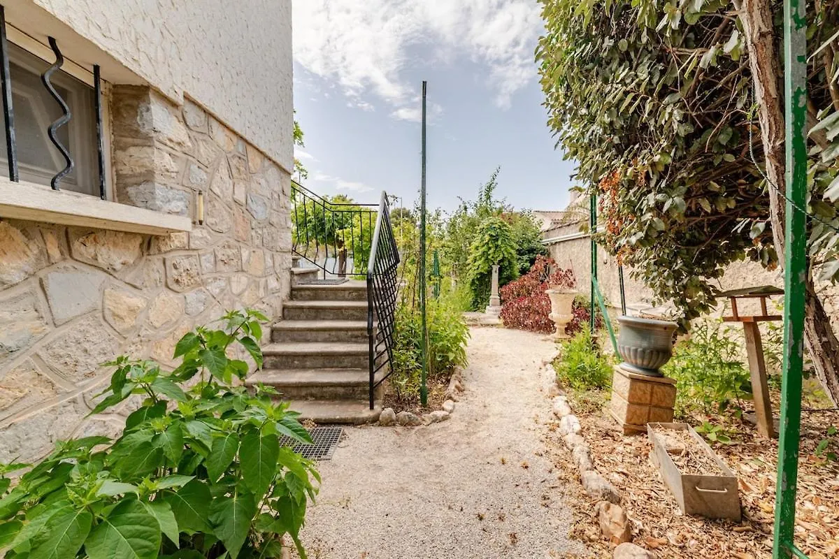 Villa Maison Independante 52 M2, Clim, Wifi Et Jardin La Londe-les-Maures